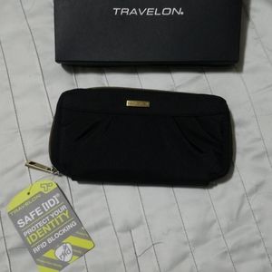 Travelon wallet